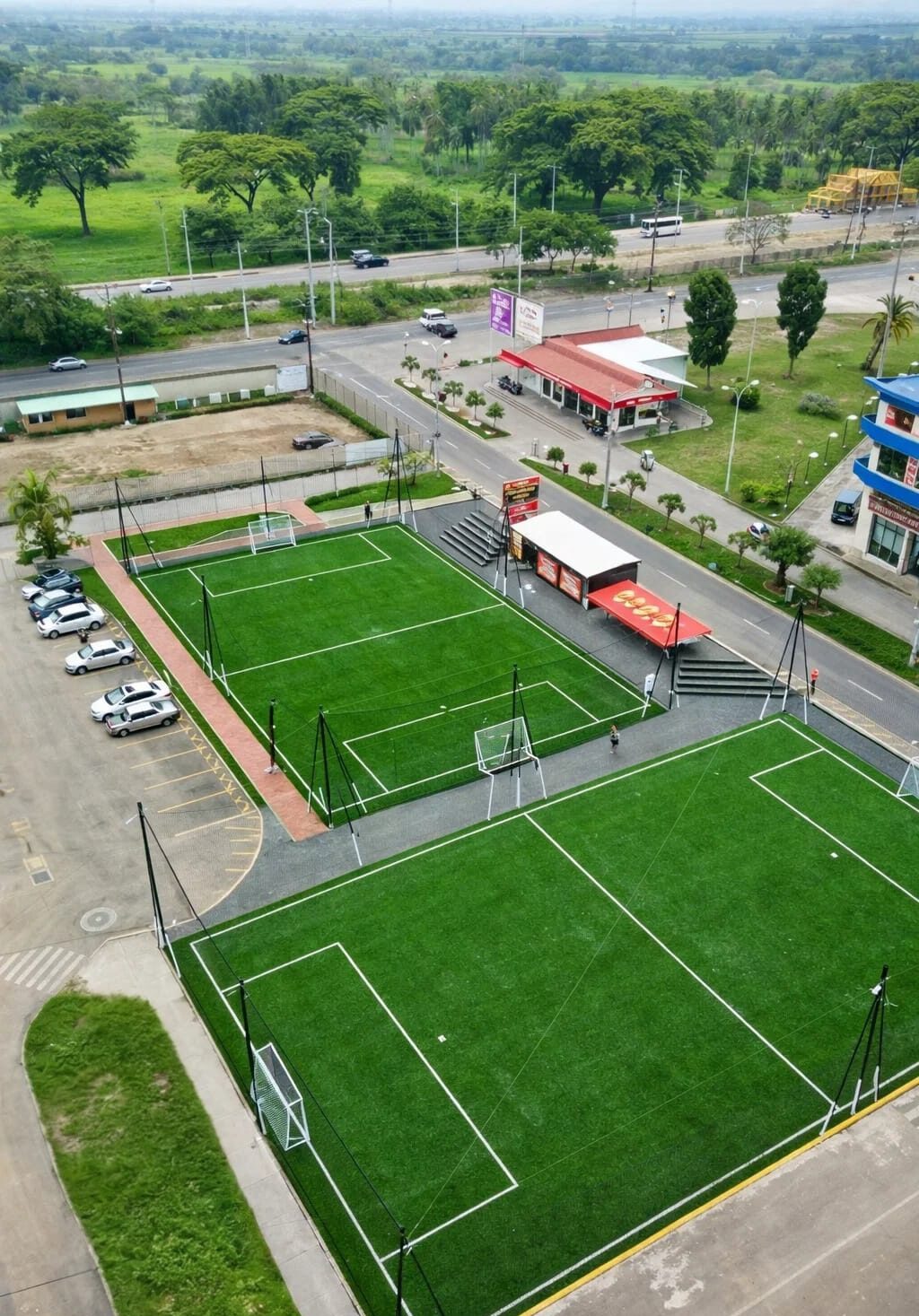 Cancha de fútbol con césped sintético instalada por AYR Importer en Colombia